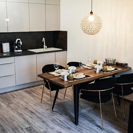 Ah Designe Apartment *